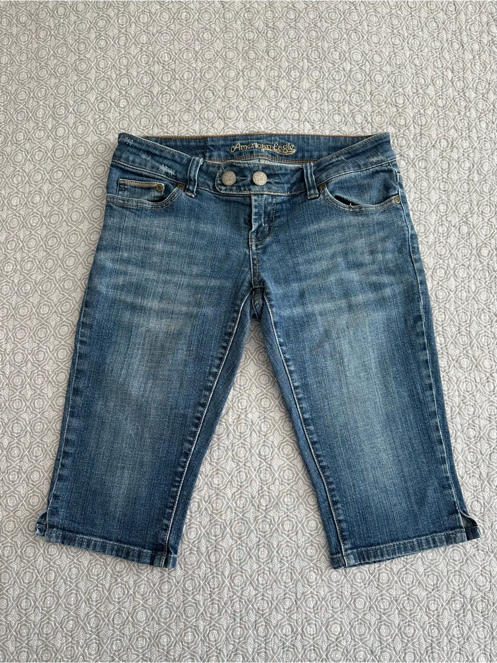 Vintage American Eagle Low Rise Blue Capri Denim Jeans Bermuda AE Artist Size 4